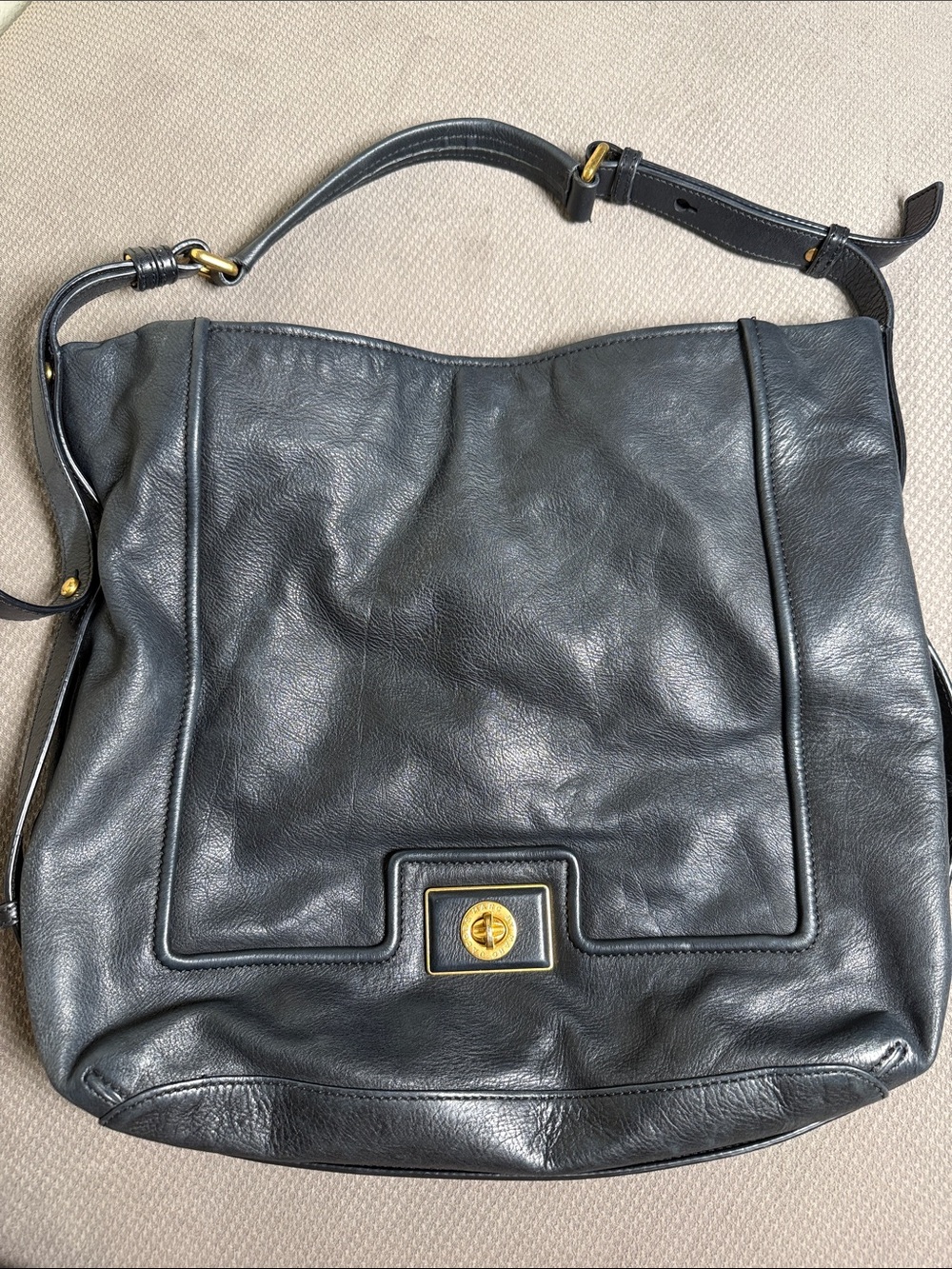 Marc Jacobs Black Leather Hobo Shoulder Bag with Gold-Tone Turnlock